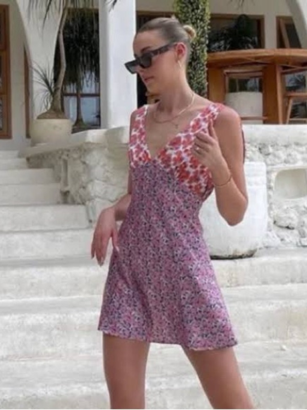 VRG GIRL Floral V-Neck Satin Mini Dress